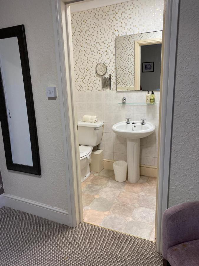 The Kingswood Guest House - Adult Only Weymouth Dış mekan fotoğraf